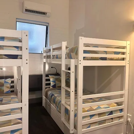 בית הארחה Parkside Place פודגוריצה