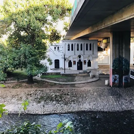 Parkside Place * פודגוריצה