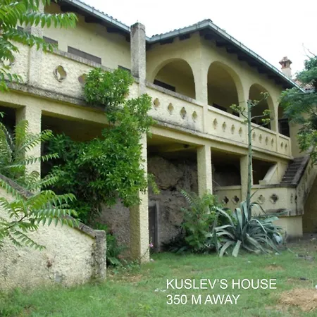 Parkside Place בית הארחה *