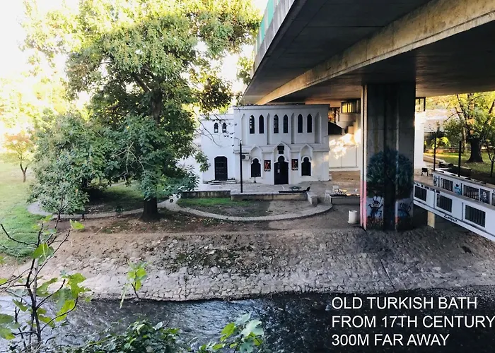 בית הארחה Parkside Place